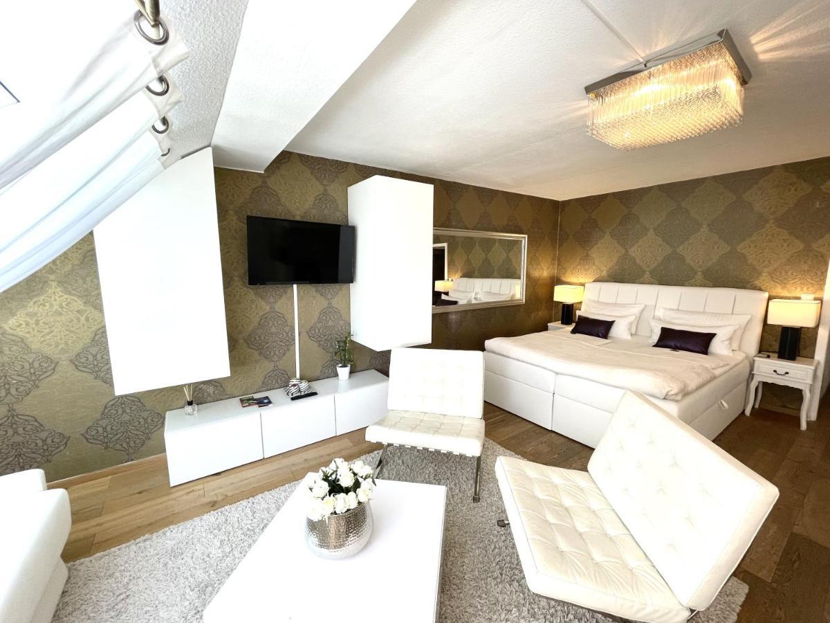 Ferienwohnung Luxus Penthouse Whiterussian Freiburg im Breisgau Exterior foto