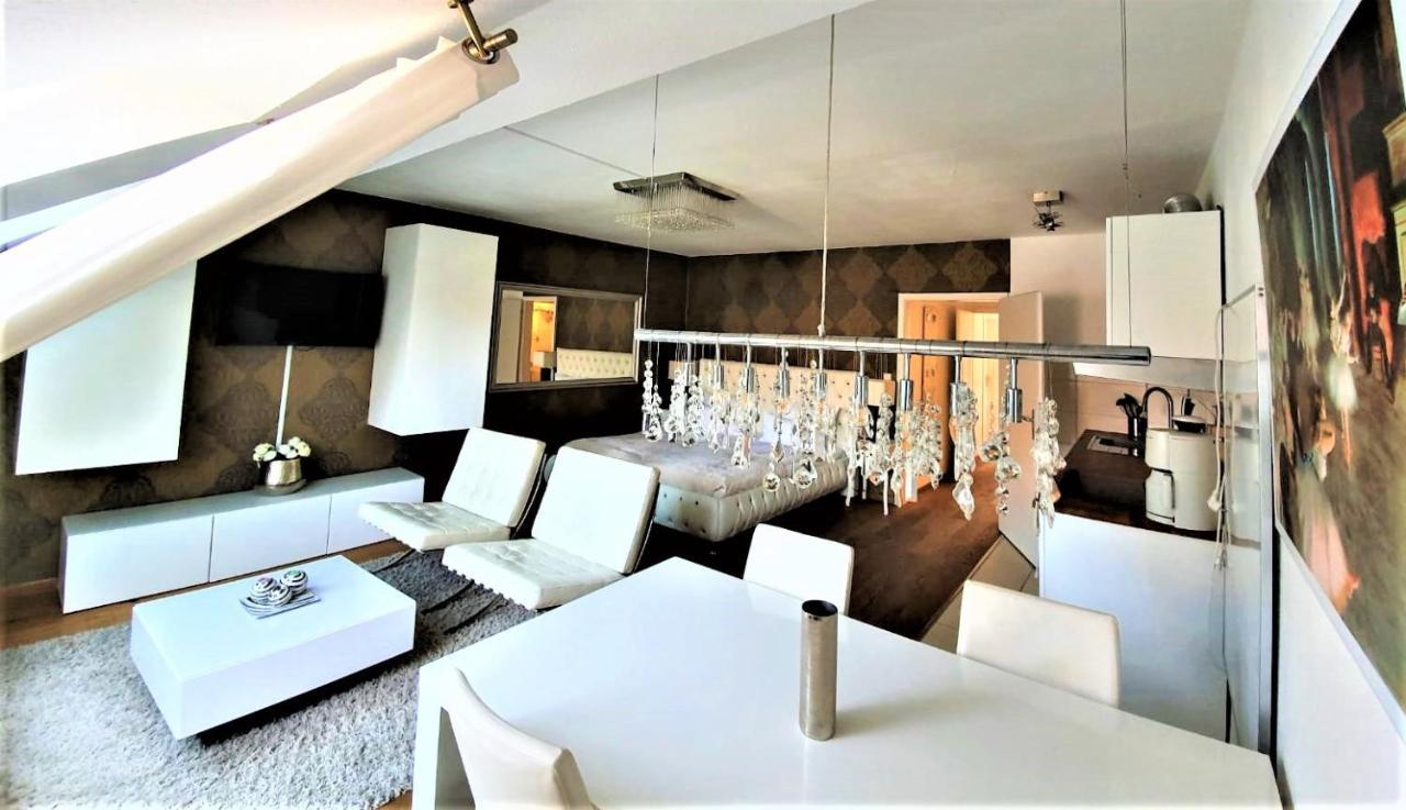 Ferienwohnung Luxus Penthouse Whiterussian Freiburg im Breisgau Exterior foto